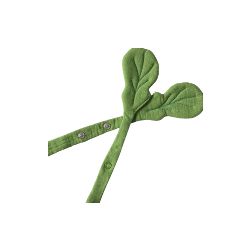 Ramona The Radish Babero